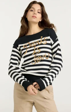 Paris Is Love Pullover
