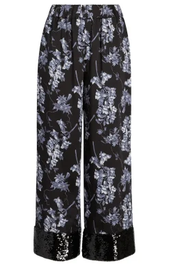 Phoebe Pant