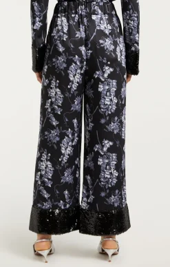 Phoebe Pant